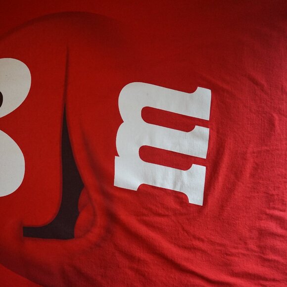 Vintage 2009 M&M's Red Men's XL T-Shirt RN# 55774 - Picture 14 of 16